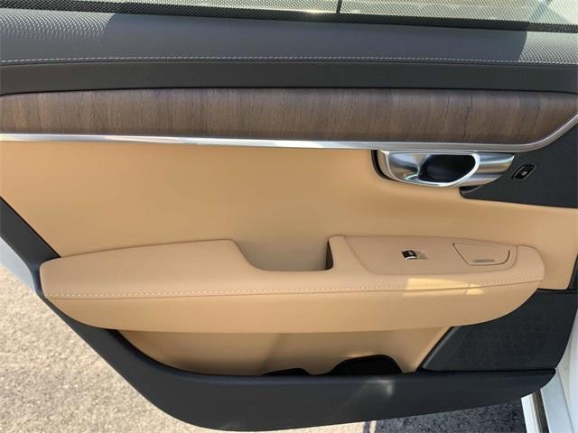 new 2025 Volvo S90 car, priced at $65,095