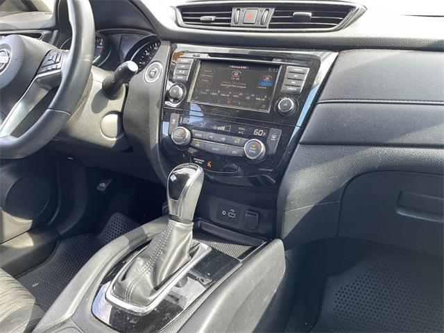 used 2018 Nissan Rogue car, priced at $18,606
