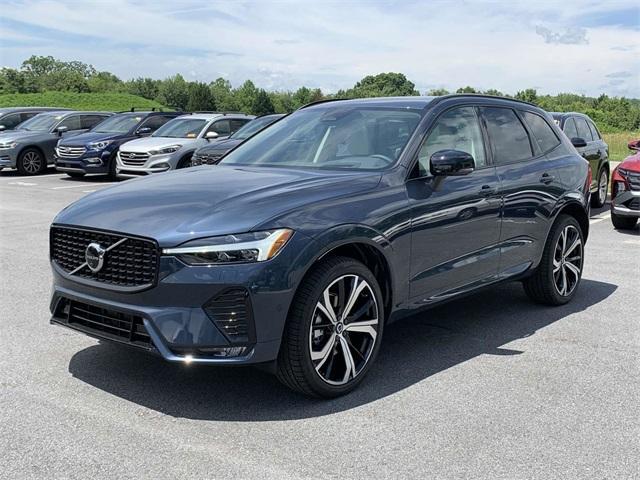 new 2025 Volvo XC60 car, priced at $61,410