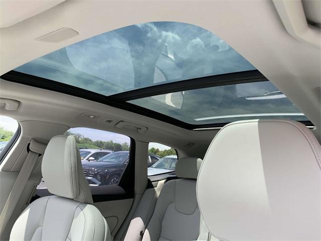 new 2025 Volvo XC60 car, priced at $61,410