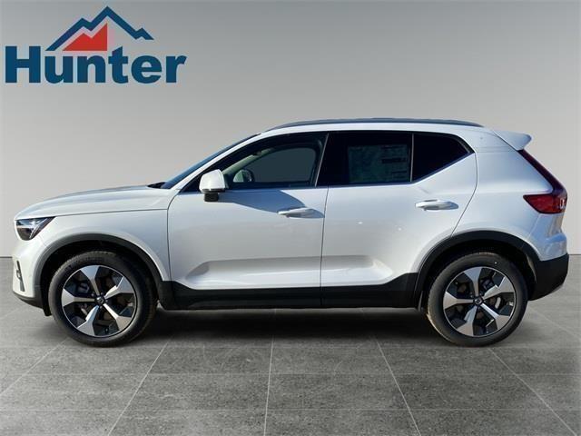 new 2025 Volvo XC40 car, priced at $46,815