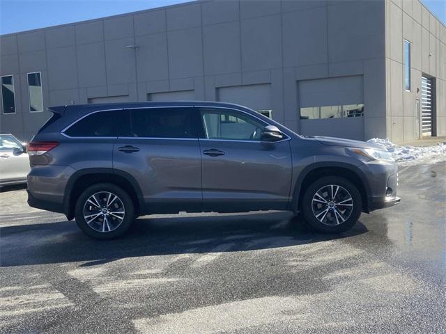 used 2019 Toyota Highlander car, priced at $18,995