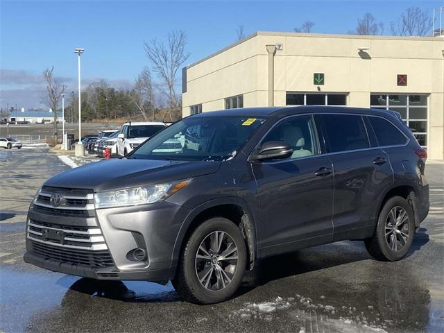 used 2019 Toyota Highlander car, priced at $18,995