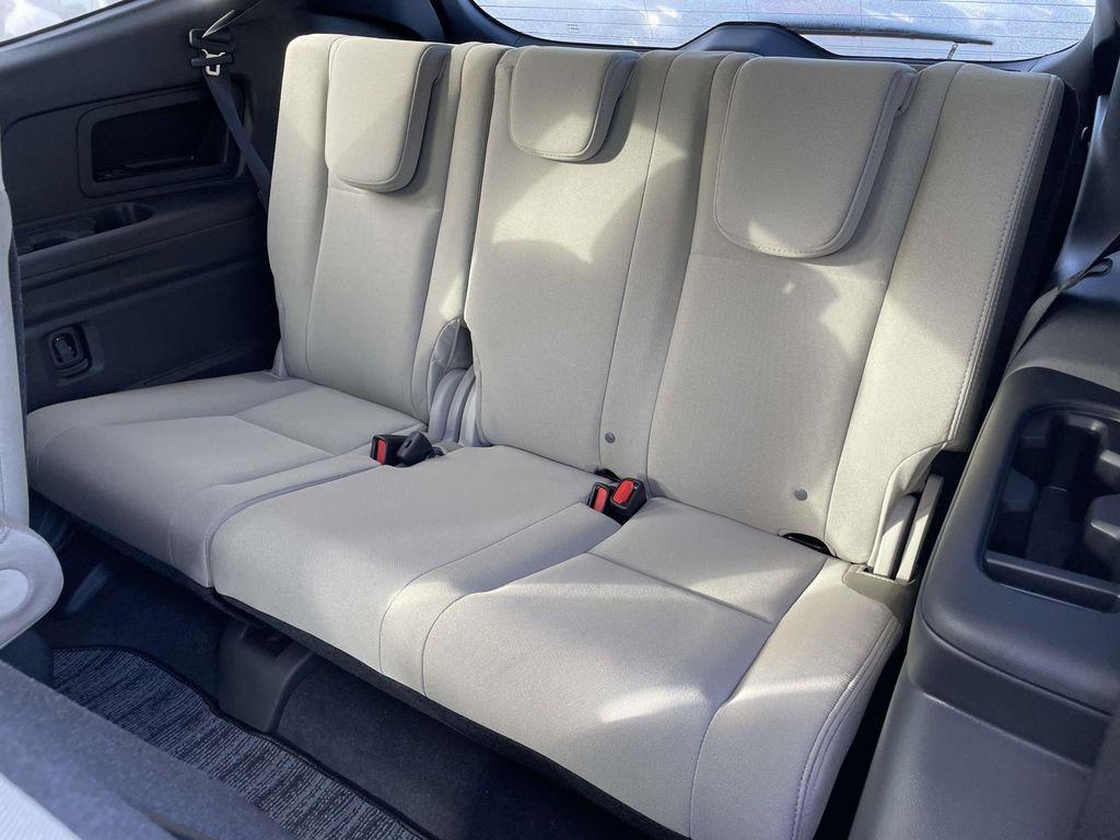 new 2025 Subaru Ascent car, priced at $38,897