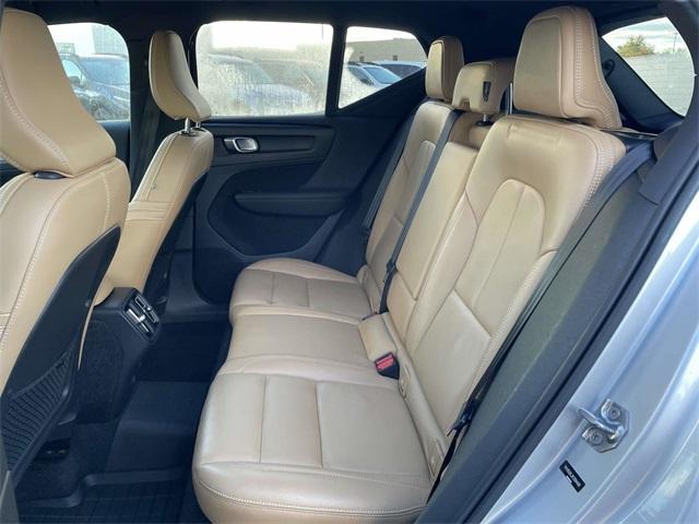 used 2019 Volvo XC40 car, priced at $24,761