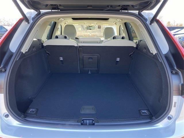 new 2025 Volvo XC60 car, priced at $48,895
