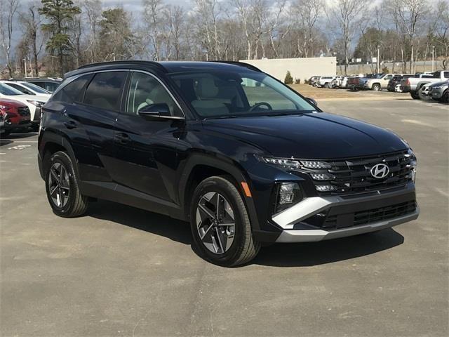 new 2025 Hyundai Tucson Hybrid car, priced at $37,935