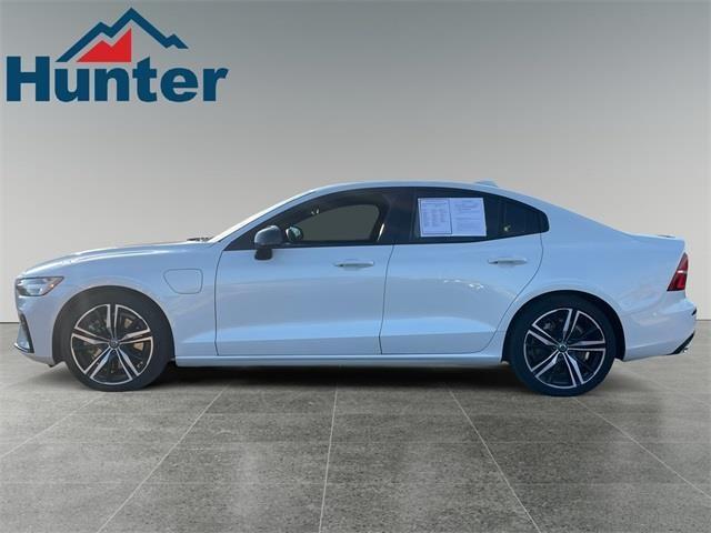 used 2022 Volvo S60 Recharge Plug-In Hybrid car, priced at $30,317