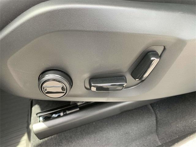 new 2025 Volvo XC90 Plug-In Hybrid car, priced at $78,305