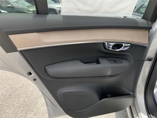 new 2025 Volvo XC90 Plug-In Hybrid car, priced at $78,305