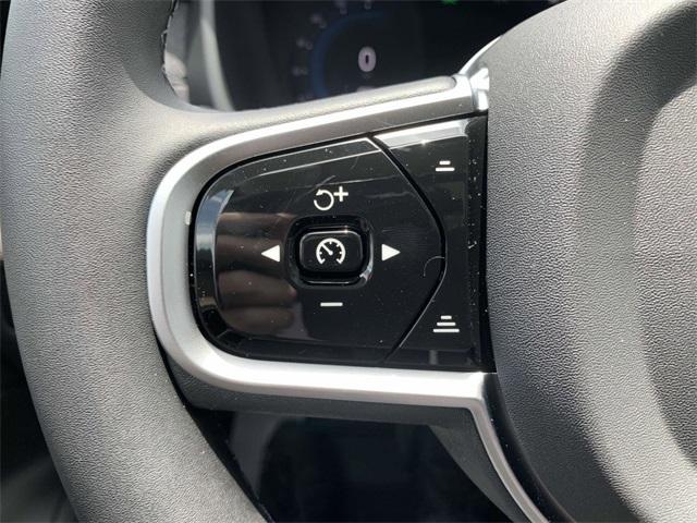 new 2025 Volvo XC90 Plug-In Hybrid car, priced at $78,305