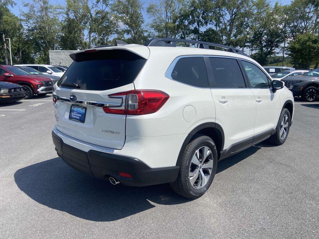 new 2025 Subaru Ascent car, priced at $40,878