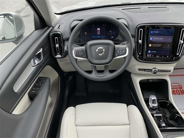 new 2025 Volvo XC40 car, priced at $51,565
