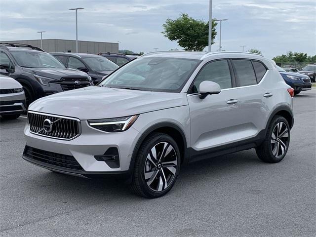 new 2025 Volvo XC40 car, priced at $51,565