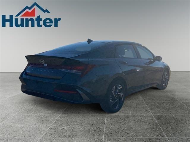 new 2025 Hyundai Elantra car, priced at $23,643