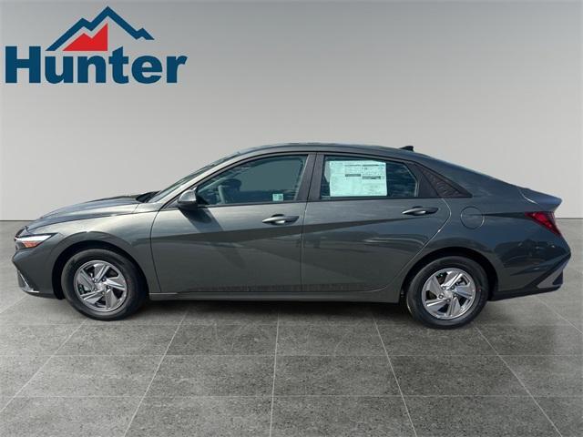 new 2024 Hyundai Elantra car, priced at $22,360