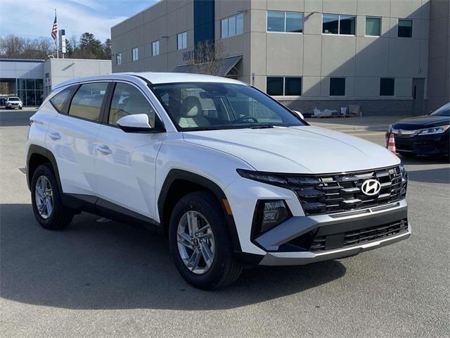 new 2025 Hyundai Tucson car, priced at $31,876