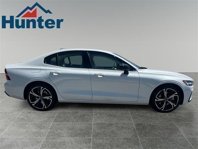 new 2024 Volvo S60 car, priced at $44,749