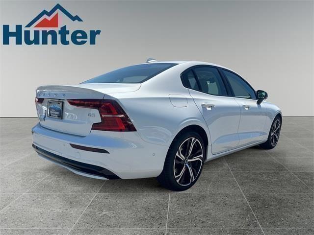 new 2024 Volvo S60 car, priced at $43,275