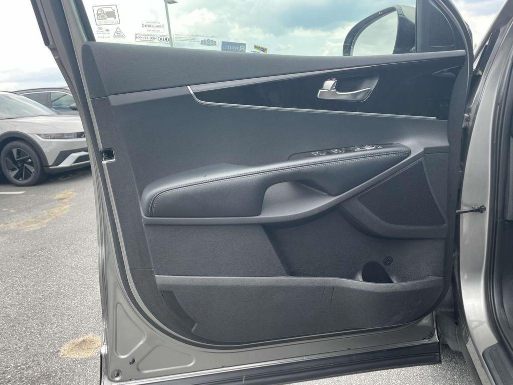 used 2018 Kia Sorento car, priced at $13,293