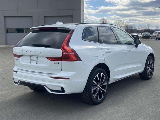 new 2025 Volvo XC60 car, priced at $53,835