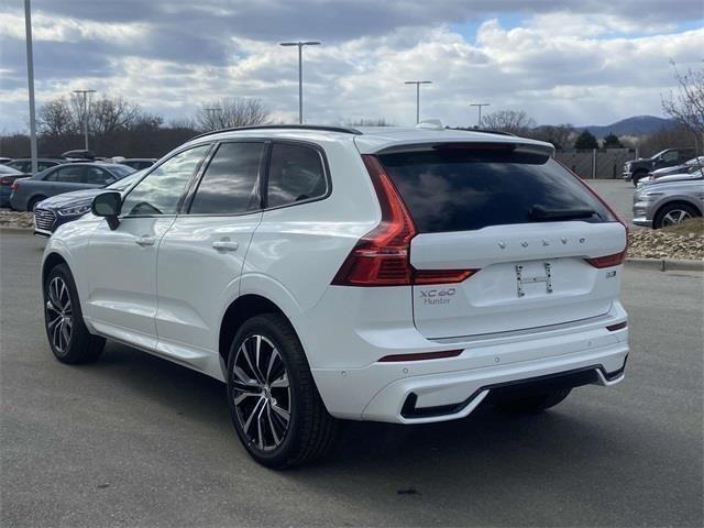 new 2025 Volvo XC60 car, priced at $53,835