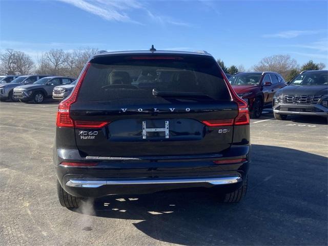 used 2022 Volvo XC60 car, priced at $37,594