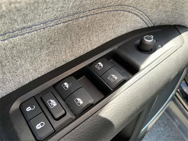 used 2022 Jeep Compass car, priced at $19,147