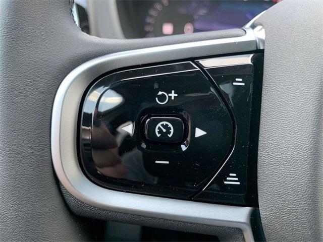 new 2026 Volvo XC60 car, priced at $57,985