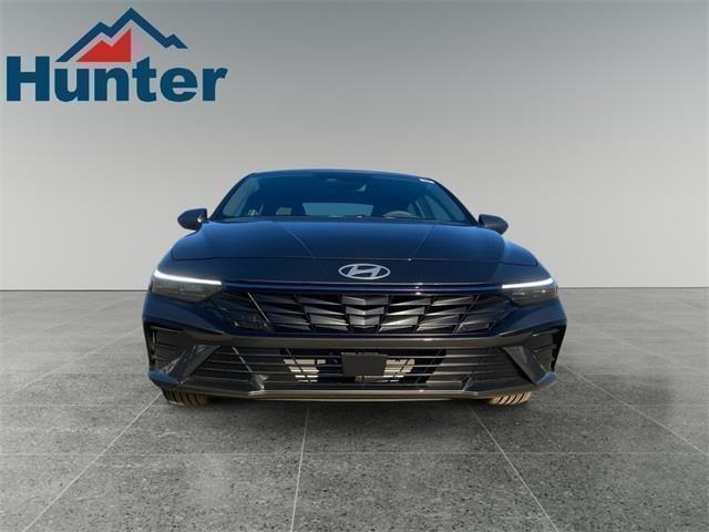 new 2025 Hyundai Elantra car, priced at $26,818