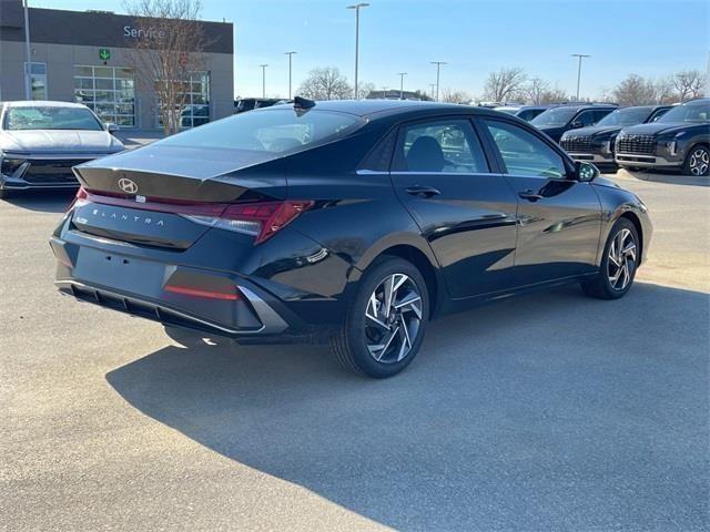 new 2025 Hyundai Elantra car, priced at $26,824