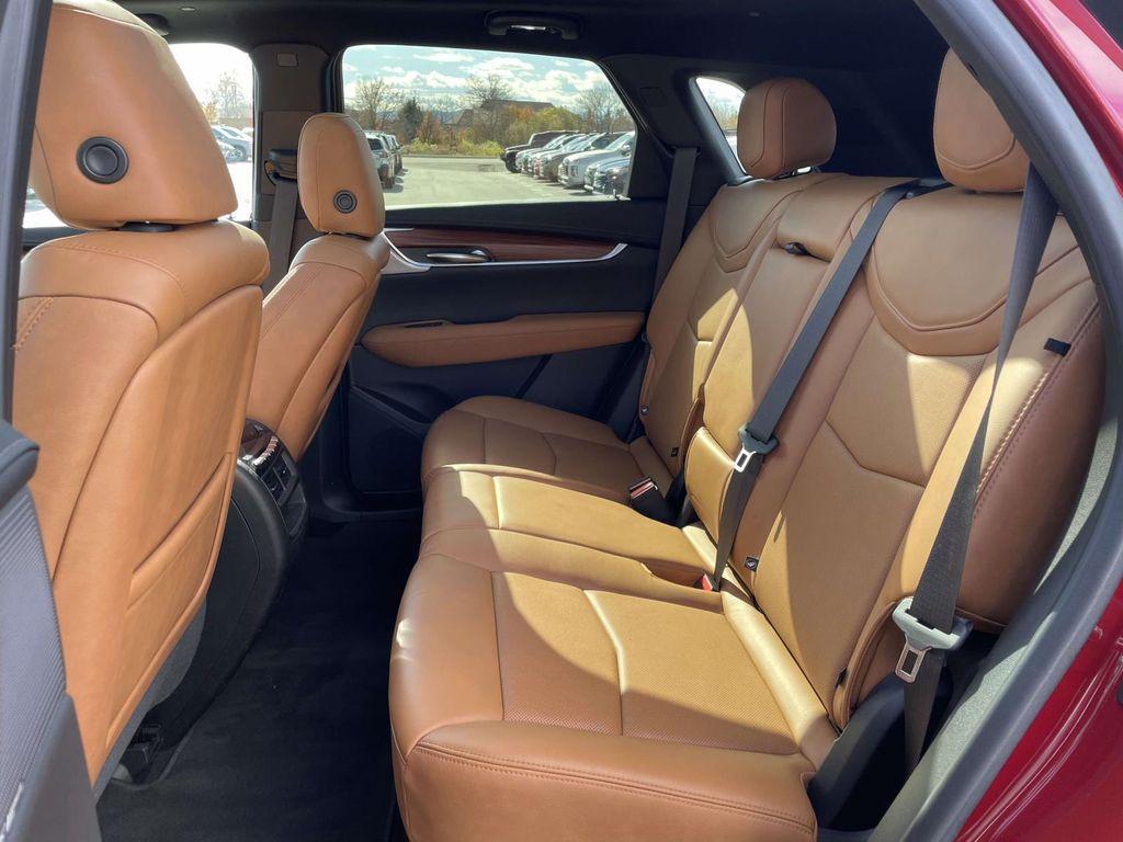 used 2020 Cadillac XT5 car, priced at $30,817