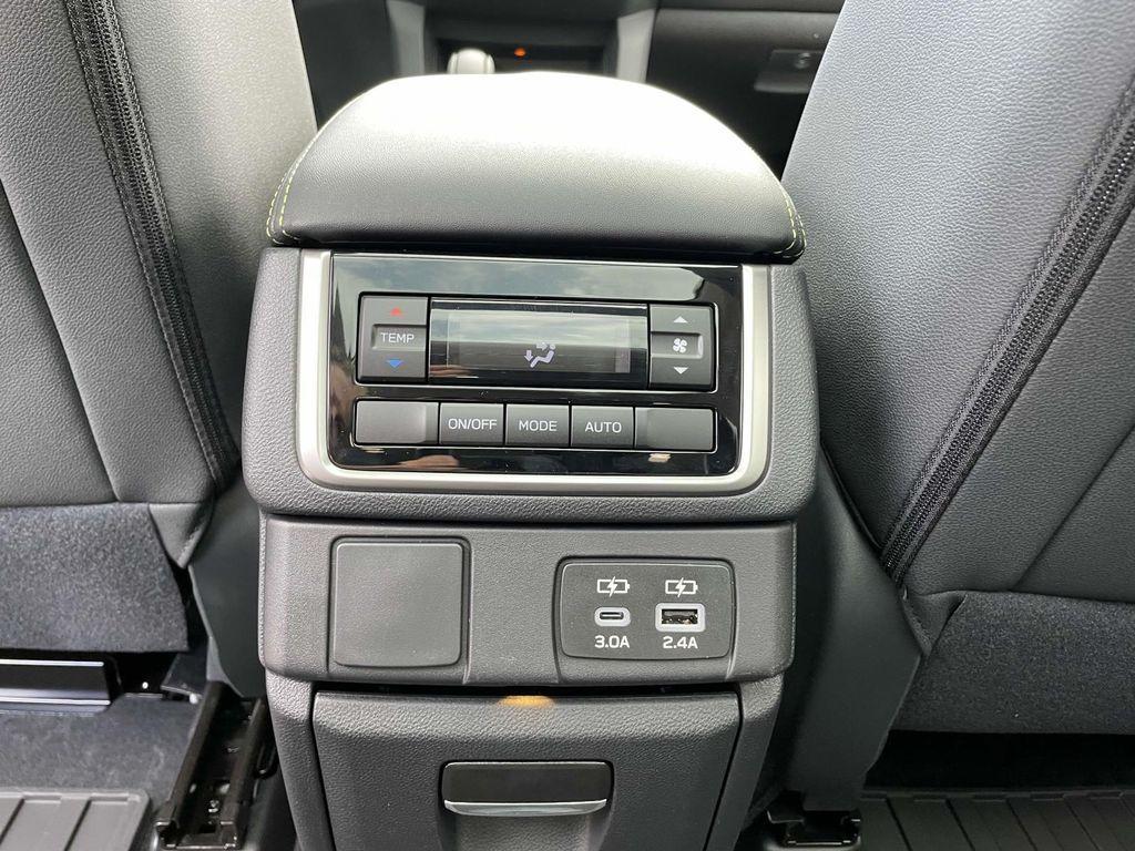 new 2025 Subaru Ascent car, priced at $43,676