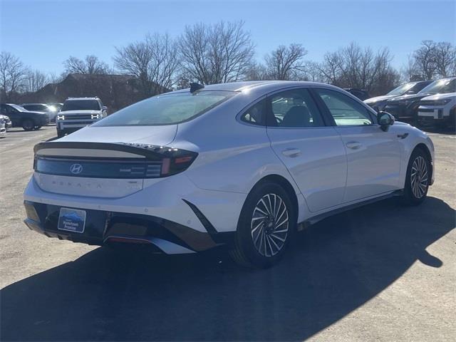 new 2025 Hyundai Sonata Hybrid car, priced at $38,820