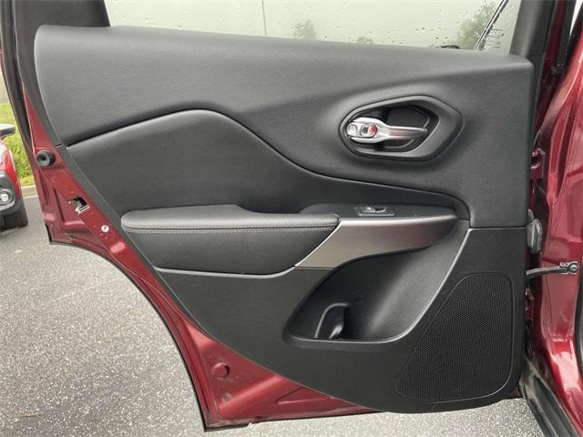 used 2019 Jeep Cherokee car, priced at $16,512