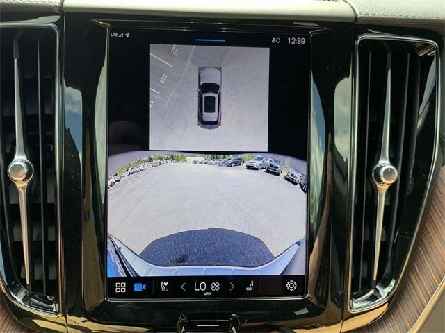 new 2025 Volvo XC60 car, priced at $60,660