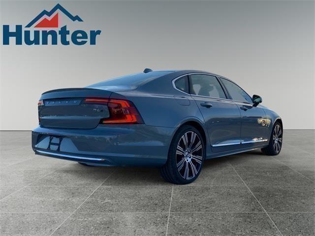 new 2025 Volvo S90 car, priced at $58,395