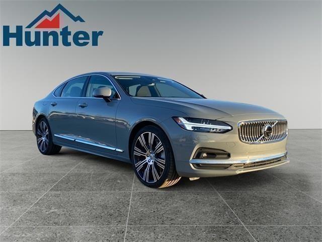 new 2025 Volvo S90 car, priced at $61,395