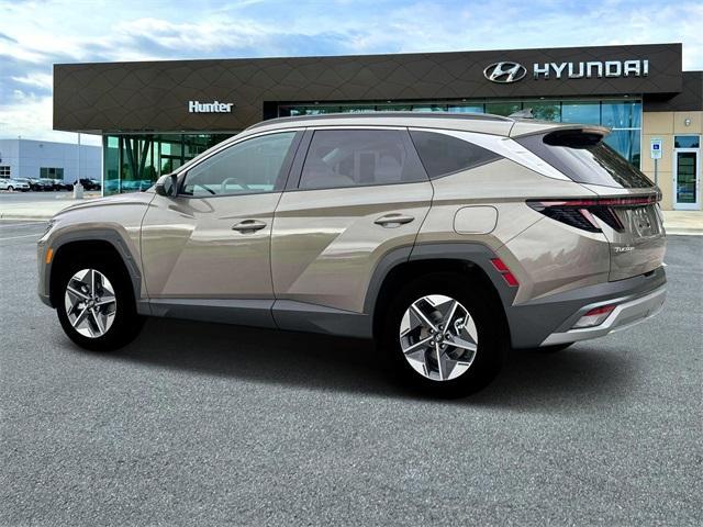 new 2025 Hyundai TUCSON Hybrid car, priced at $37,190