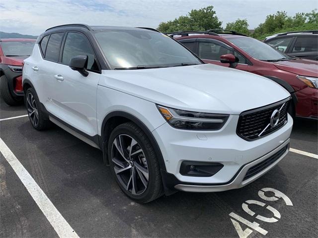 used 2019 Volvo XC40 car, priced at $23,661