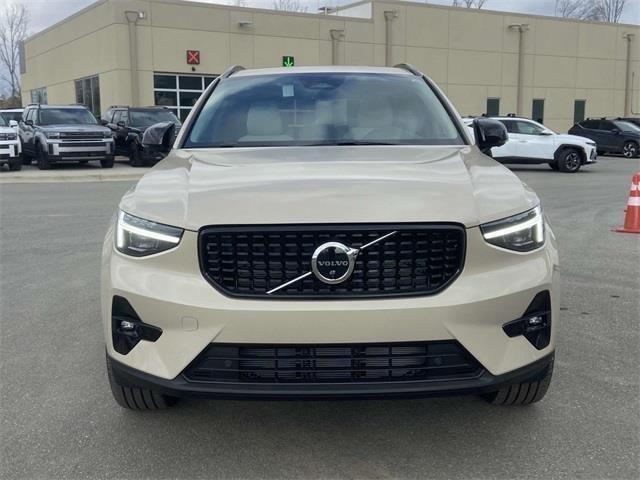 new 2025 Volvo XC40 car, priced at $50,145