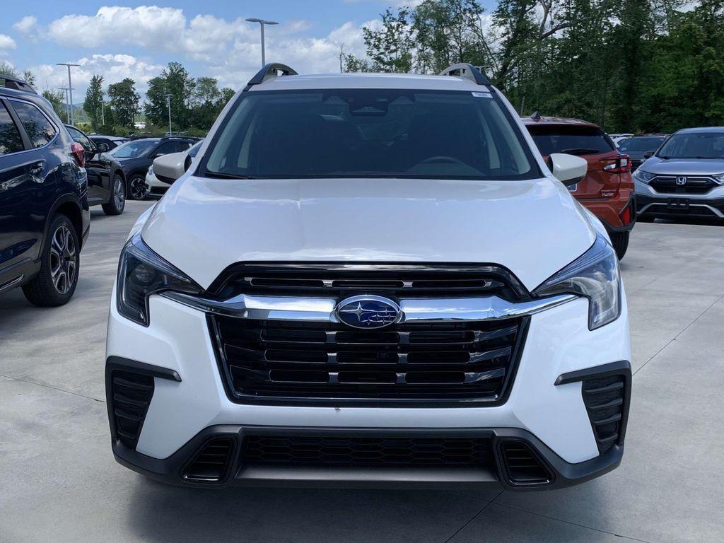 new 2025 Subaru Ascent car, priced at $40,878