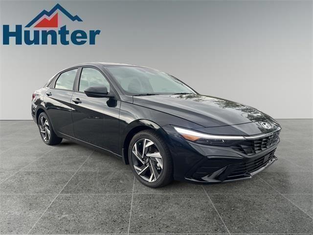 used 2024 Hyundai Elantra car, priced at $21,752