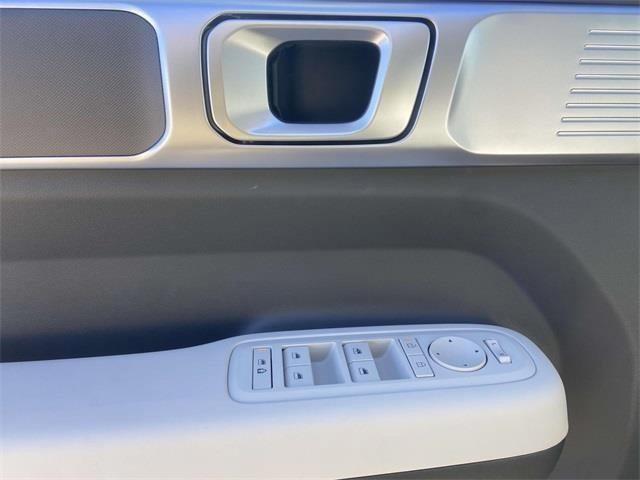 new 2025 Hyundai Santa Fe car, priced at $35,236