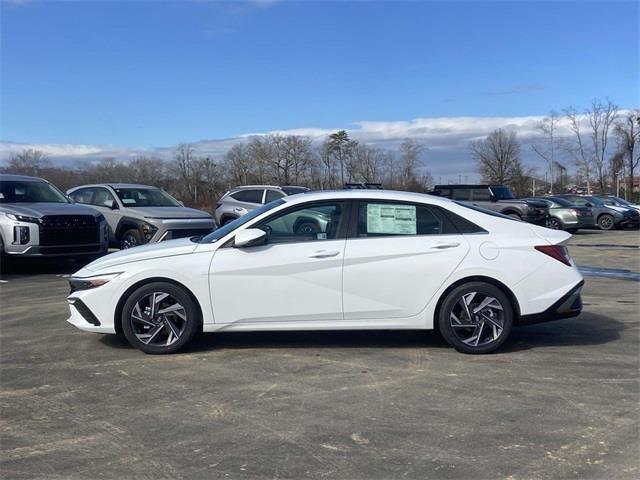 new 2025 Hyundai Elantra car, priced at $28,140