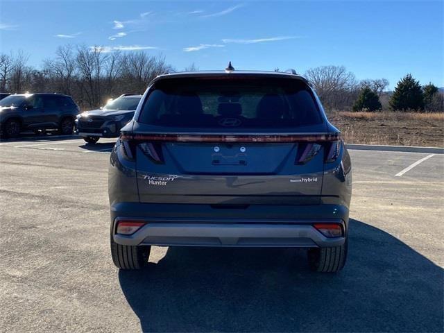 new 2025 Hyundai Tucson Hybrid car, priced at $42,186