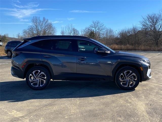 new 2025 Hyundai Tucson Hybrid car, priced at $42,186