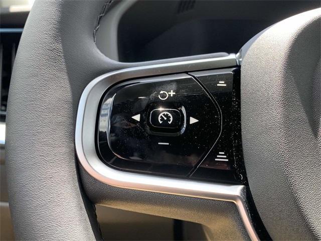 new 2025 Volvo XC60 Plug-In Hybrid car, priced at $66,260