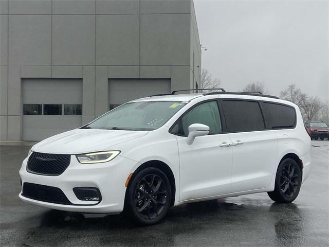 used 2021 Chrysler Pacifica car, priced at $24,113