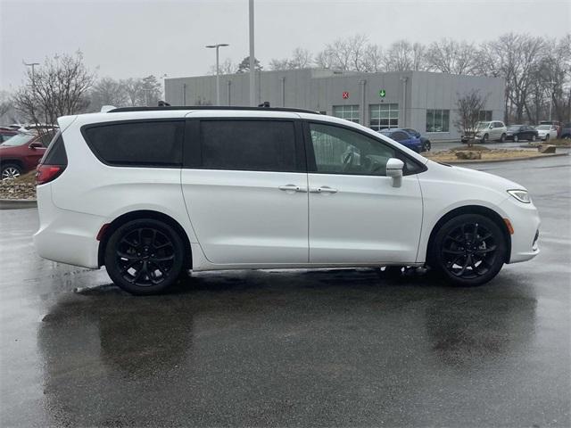 used 2021 Chrysler Pacifica car, priced at $24,113